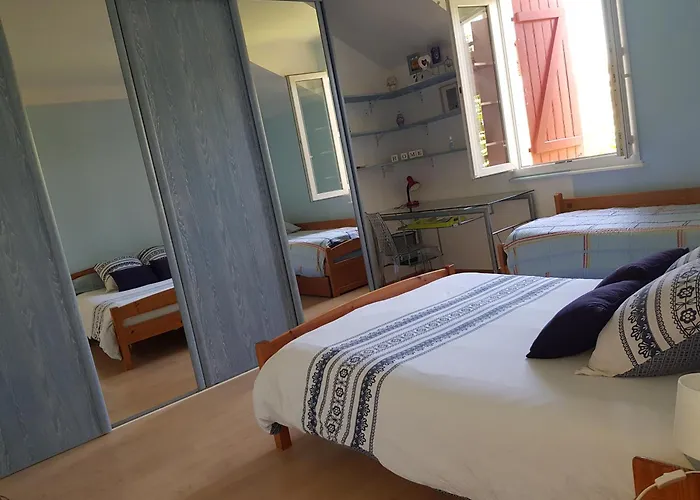 T2 Tres Bien Place A 2mns Des Plages * Biarritz